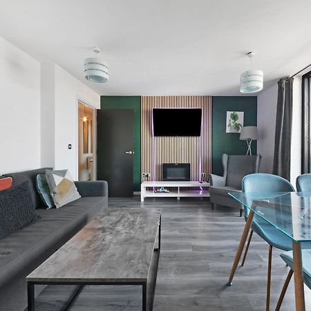 Penthouse W/ Hot Tub Near Stratford, Westfield Apartment Лондон Екстериор снимка