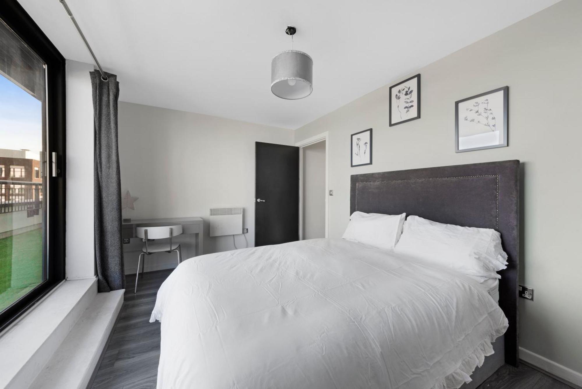 Penthouse W/ Hot Tub Near Stratford, Westfield Apartment Лондон Екстериор снимка