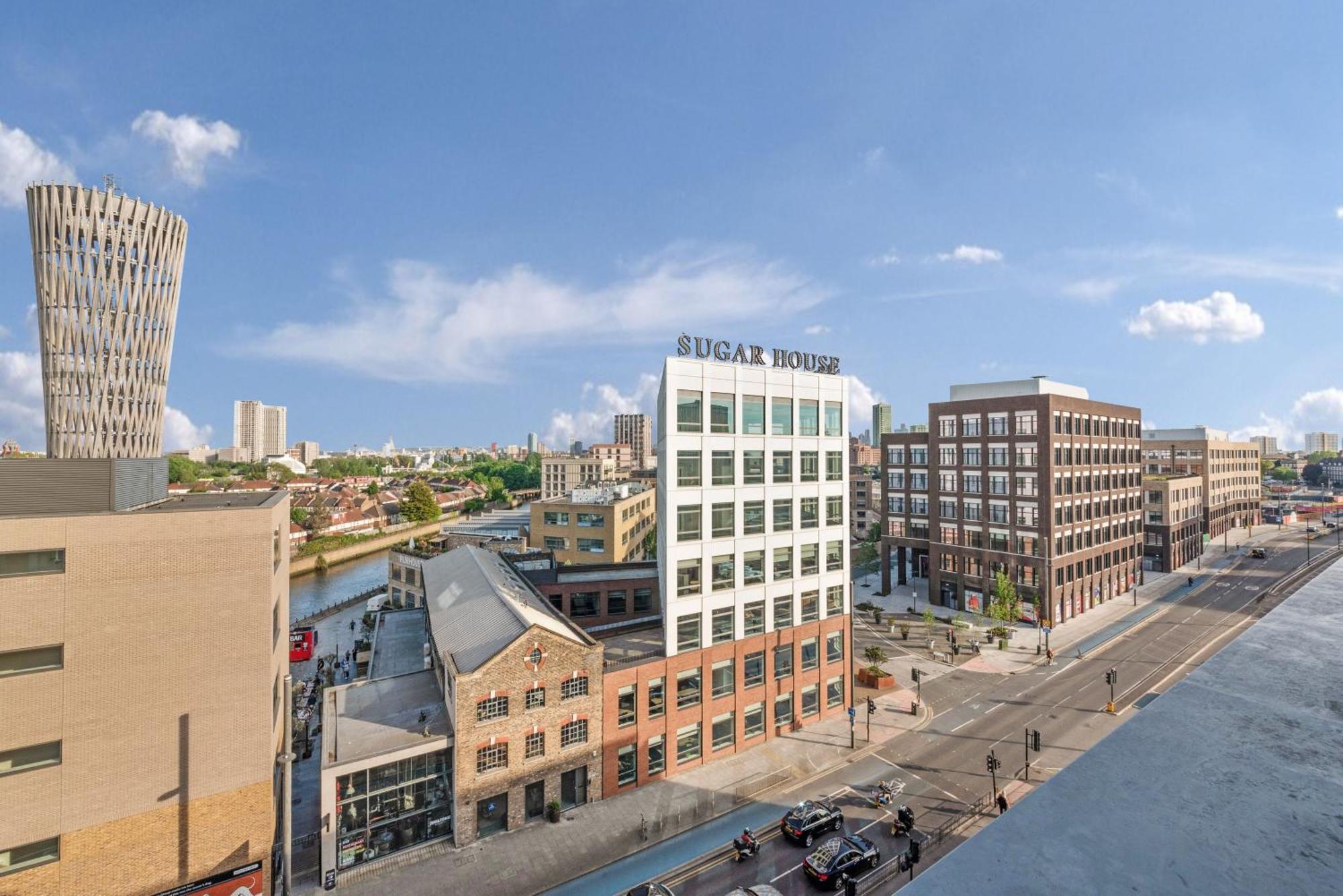 Penthouse W/ Hot Tub Near Stratford, Westfield Apartment Лондон Екстериор снимка