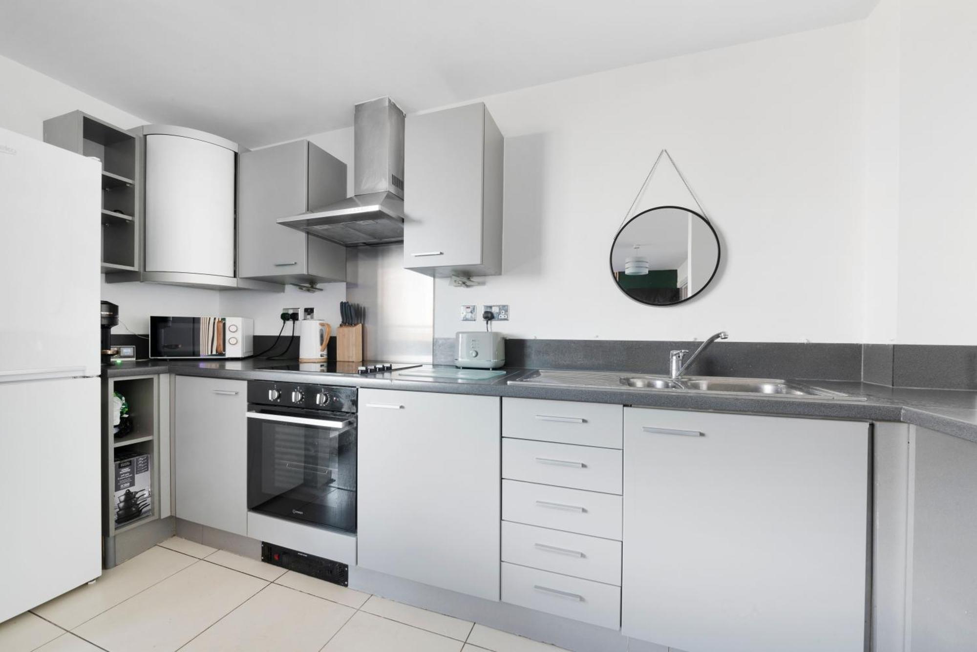 Penthouse W/ Hot Tub Near Stratford, Westfield Apartment Лондон Екстериор снимка
