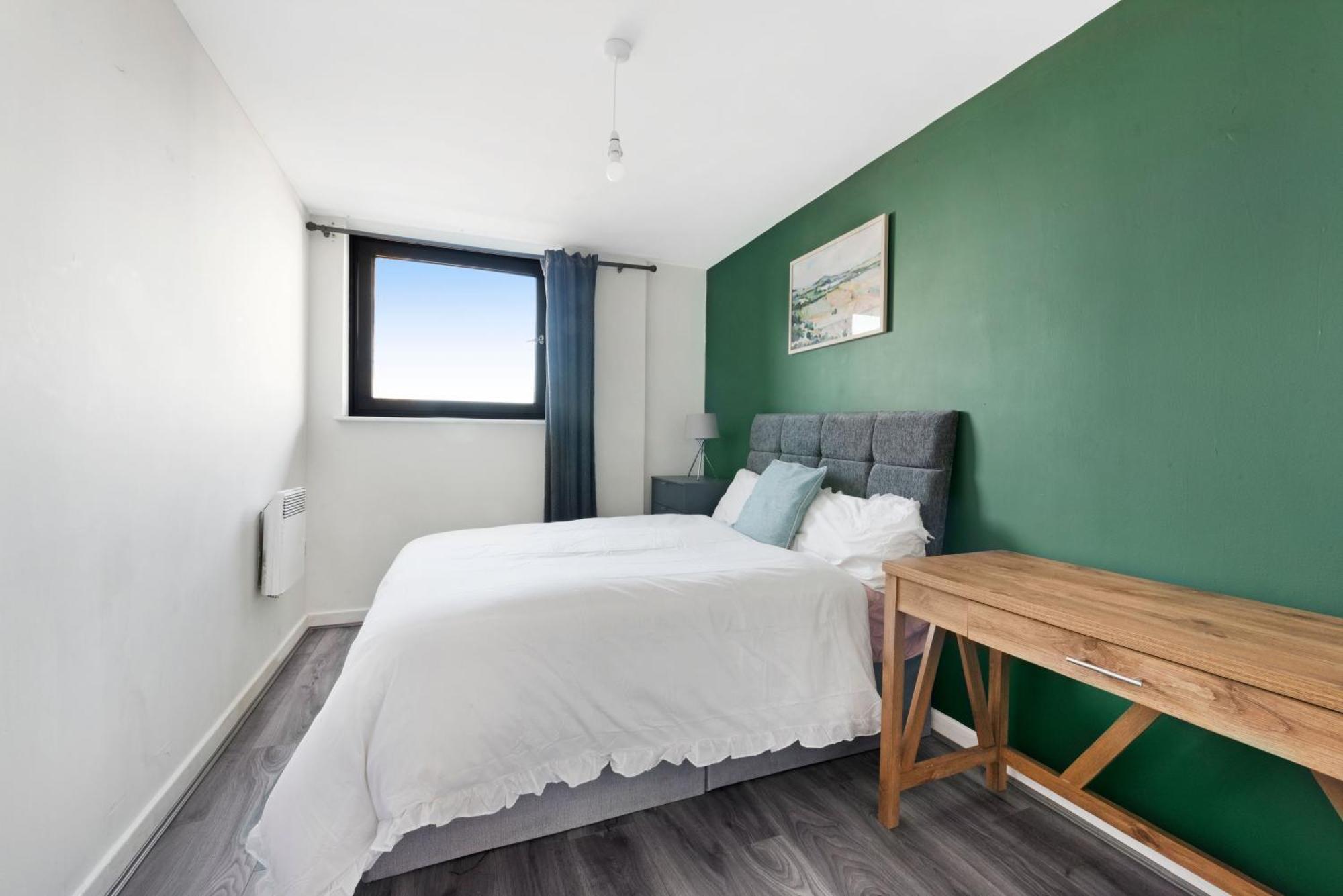Penthouse W/ Hot Tub Near Stratford, Westfield Apartment Лондон Екстериор снимка