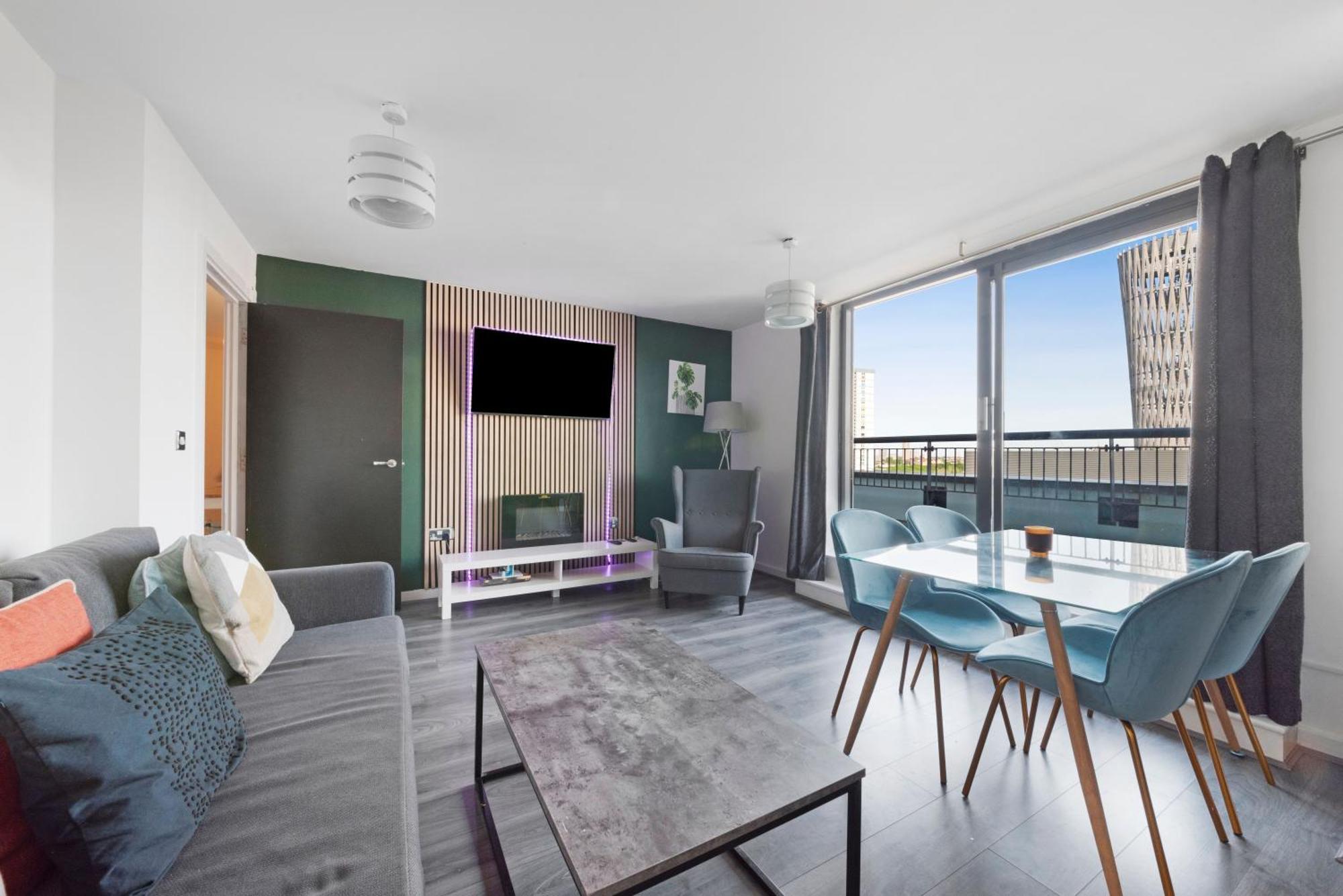 Penthouse W/ Hot Tub Near Stratford, Westfield Apartment Лондон Екстериор снимка