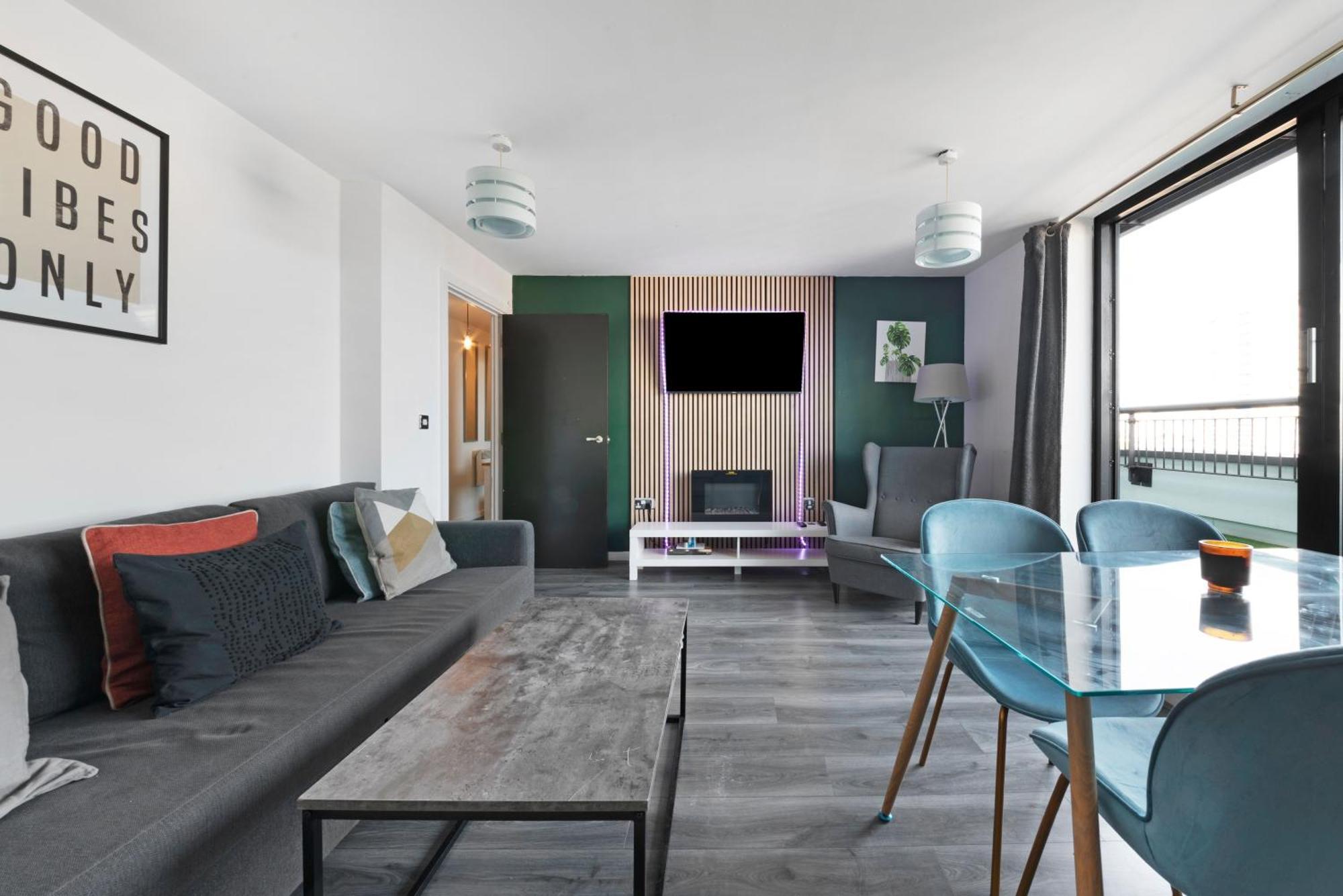 Penthouse W/ Hot Tub Near Stratford, Westfield Apartment Лондон Екстериор снимка